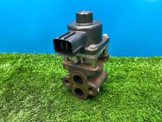 Фото запчасти клапан рециркуляции выхлопных газов Subaru Forester 2 Б/У запчасть Запчасть клапан рециркуляции выхлопных газов Subaru Forester 2