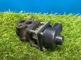 Фото запчасти клапан рециркуляции выхлопных газов Subaru Impreza 3 Б/У запчасть Запчасть клапан рециркуляции выхлопных газов Subaru Impreza 3