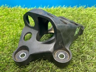 Запчасть кронштейн крепления троса кпп Skoda Yeti