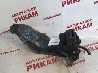 Запчасть рычаг передний правый NISSAN BLUEBIRD