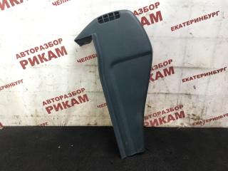 Пластик салона правый NISSAN DIESEL контрактная Пластик салона правый NISSAN DIESEL