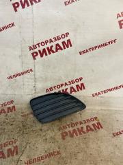 Заглушка бампера передняя правая TOYOTA CAMRY 2009