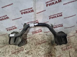 Запчасть балка двс передняя NISSAN CARAVAN