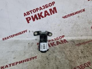 Запчасть петля дверная задняя левая CHEVROLET CRUZE 2011