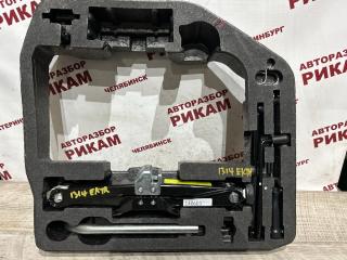 Домкрат AUDI A4 B8 2011 8K2 CDNC 8K0011031F контрактная