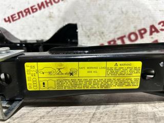 Домкрат A4 B8 2011 8K2 CDNC