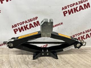 Домкрат NISSAN QASHQAI 2016