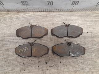 Запчасть колодки тормозные передние RENAULT TRAFIC 2014