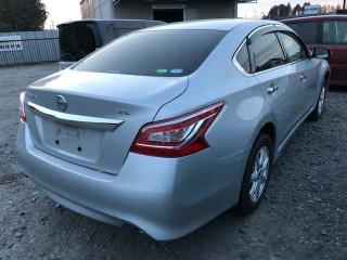 Стекло заднее NISSAN TEANA 2015