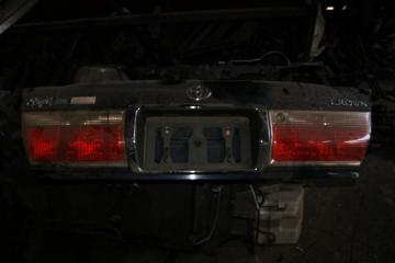 Крышка багажника TOYOTA CROWN