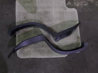 Накладка петли багажника левая TOYOTA PREMIO