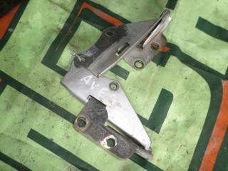 Петля капота передняя левая NISSAN ELGRAND