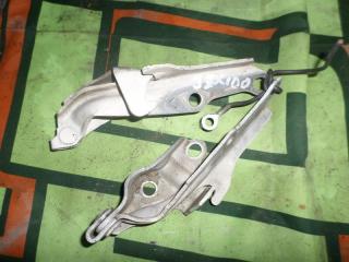 Петля капота передняя правая TOYOTA MARK II