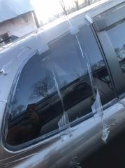Стекло собачника правое TOYOTA COROLLA FIELDER