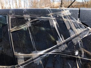 Стекло собачника левое NISSAN MURANO