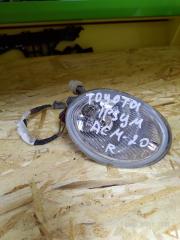 Туманка правая TOYOTA IPSUM