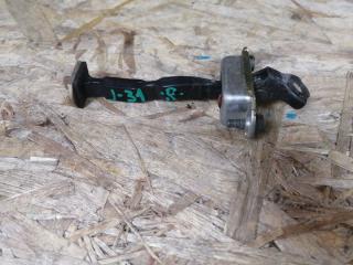 Ограничитель двери правый NISSAN TEANA