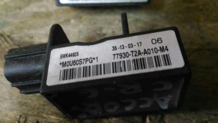 Датчик airbag передний правый HONDA ACCORD 2013