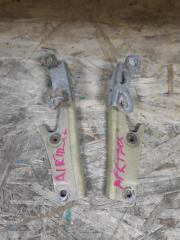 Петля капота MITSUBISHI AIRTREK