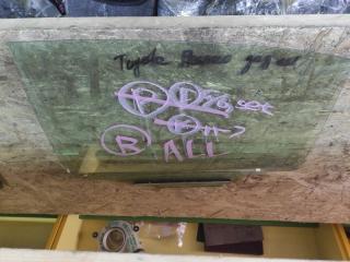 Стекло двери заднее левое TOYOTA PREMIO контрактная Стекло двери заднее левое TOYOTA PREMIO