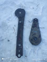 Кронштейн правый HONDA ACCORD 2013