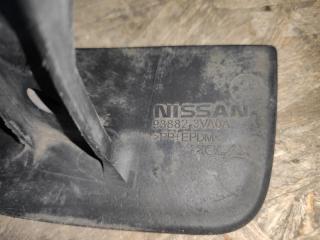 Запчасть брызговик NISSAN NOTE