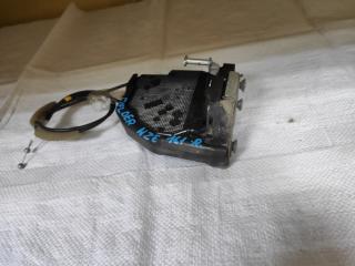 Замок двери правый TOYOTA COROLLA FIELDER