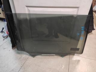 Стекло двери правое TOYOTA VOXY контрактная Стекло двери правое TOYOTA VOXY