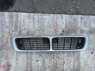 Запчасть решетка радиатора NISSAN BLUEBIRD