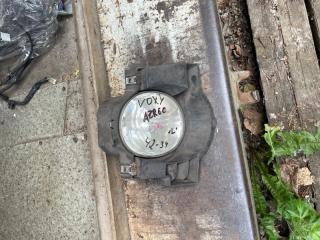 Запчасть туманка левая TOYOTA VOXY