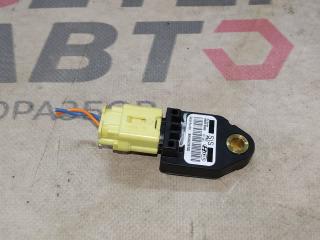 Запчасть датчик удара боковой Kia Ceed 2010