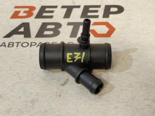 Фото запчасти патрубок системы охлаждения Land Rover Range Rover Sport 2011 контрактная запчасть Запчасть патрубок системы охлаждения Land Rover Range Rover Sport 2011