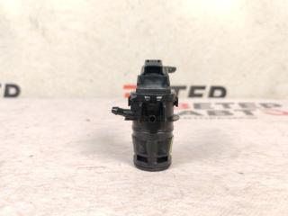 Запчасть насос омывателя передний Mazda Mazda3 2009