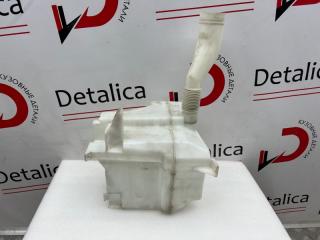 Запчасть бачок омывателя Subaru Forester 2007-2011