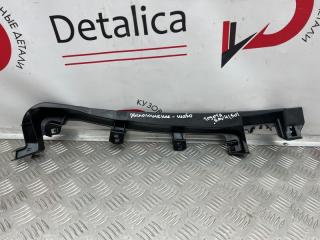 Запчасть кронштейн жабо Toyota RAV4 2018-2023