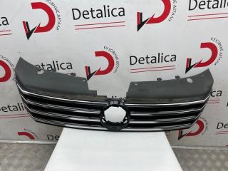 Запчасть решетка радиатора Volkswagen Passat 2011-2015