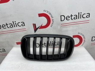 Решетка радиатора левая BMW X5 2013-2018 Б/У Решетка радиатора левая BMW X5 2013-2018