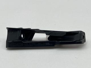 Фото запчасти кронштейн решетки радиатора передний правый Omoda C5 2022-2024 Б/У запчасть Запчасть кронштейн решетки радиатора передний правый Omoda C5 2022-2024