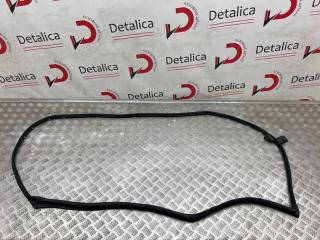 Запчасть уплотнитель двери передний левый Nissan Patrol 2010-2020