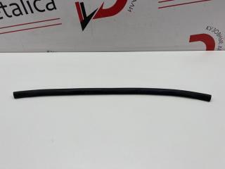 Запчасть уплотнитель капота Nissan Pathfinder 2012-2020