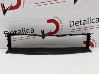 Запчасть воздуховод радиатора Porsche Macan 2014-2024