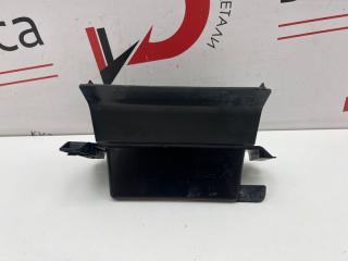 Запчасть кронштейн решетки радиатора Mitsubishi Outlander 2014-2022