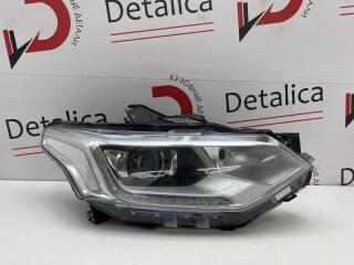 Запчасть фара правая Chevrolet Traverse 2017-2021