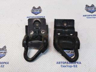 Крюк буксировочный передний Hyundai Tucson 2007