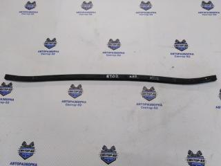 Уплотнитель капота передний Hyundai Tucson 2007