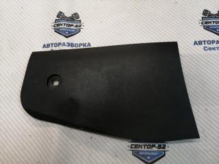 Запчасть накладка консоли напольной левая Mitsubishi Outlander 2006 CU2W 4G63 MR975117 контрактная Накладка консоли напольной левая Mitsubishi Outlander 2006 CU2W 4G63 MR975117 контрактная