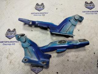 Петля капота Kia Sportage 2006 контрактная Петля капота Kia Sportage 2006