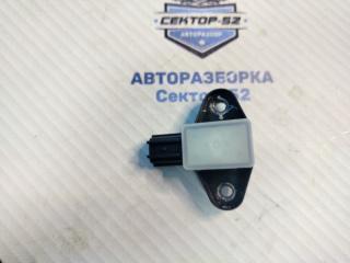 Запчасть датчик airbag Volkswagen Tiguan 2015