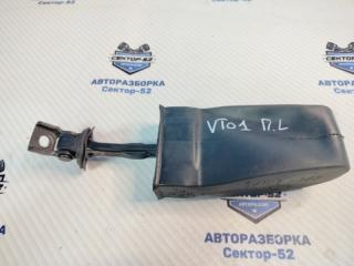Запчасть ограничитель двери передний Volkswagen Tiguan 2015