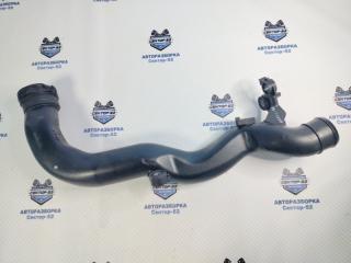 Патрубок интеркулера правый Volkswagen Tiguan 2015